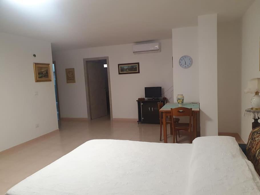 Casa Vacanza Nonna Lina Rosolini Exterior foto